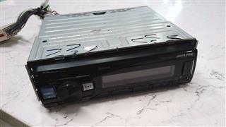ALPINE ELECTRONICS UTE-73BT